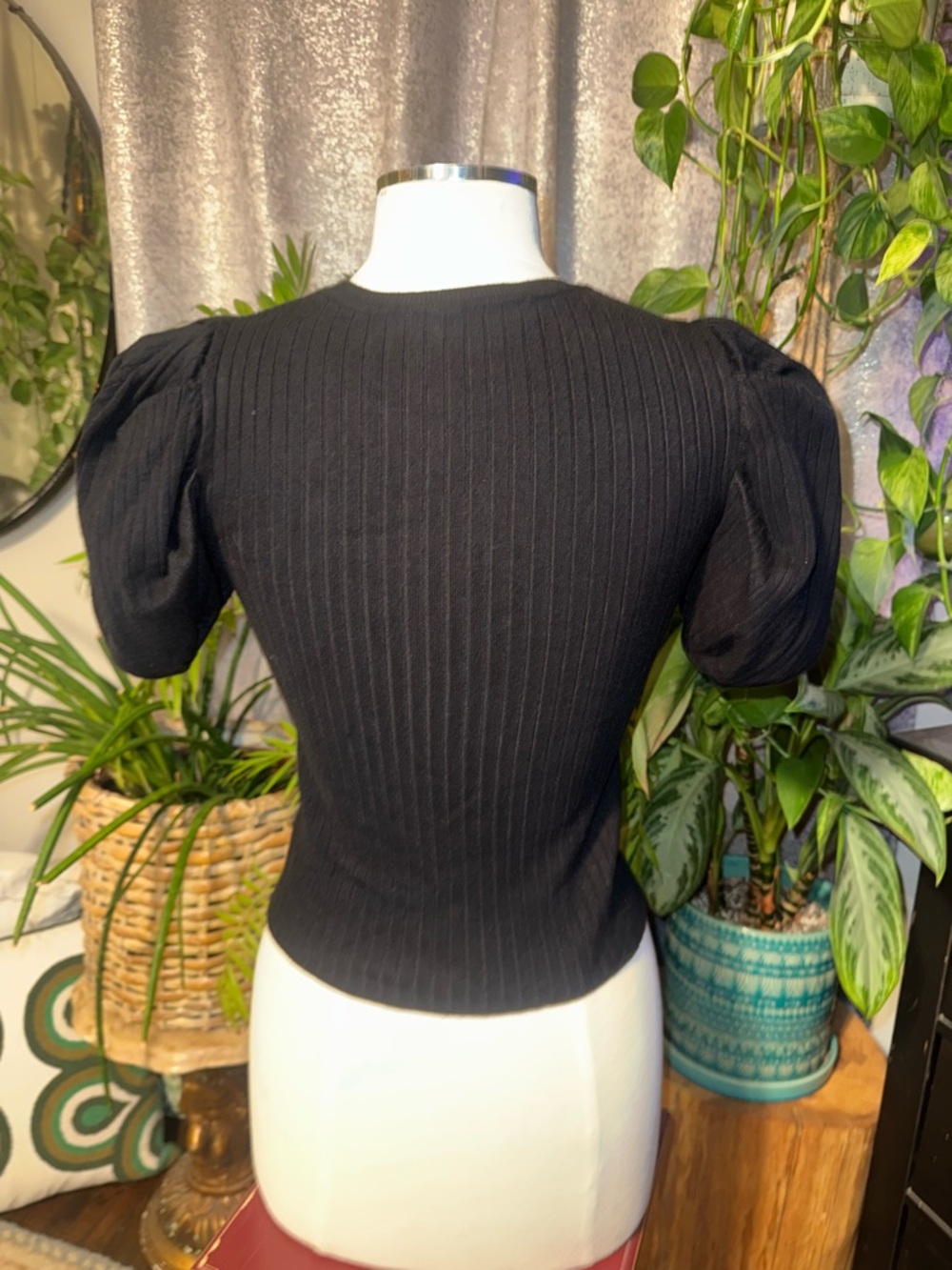 Zara Black Ribbed Puff Sleeve Top - Picture 3 of 3